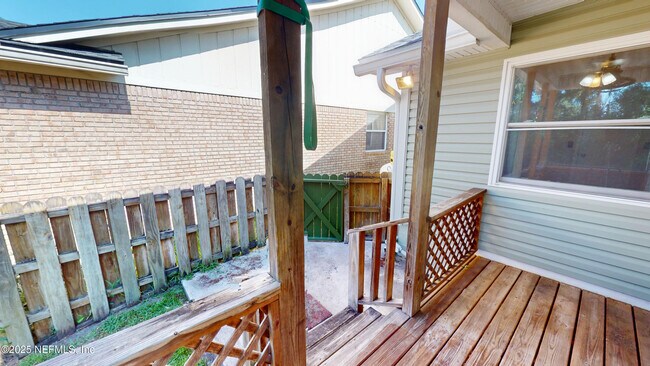 Building Photo - 2063 Wax Myrtle Ct