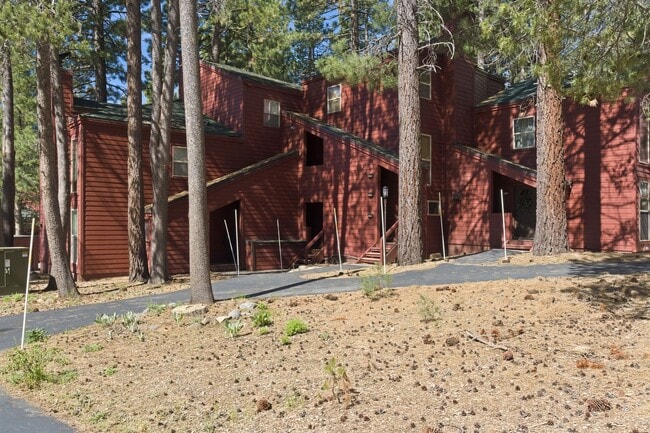 Building Photo - 12796 Northwoods Blvd