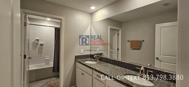 Building Photo - 6220 Windship Ct