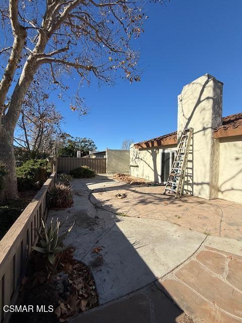 Building Photo - 648 Racquet Club Ln