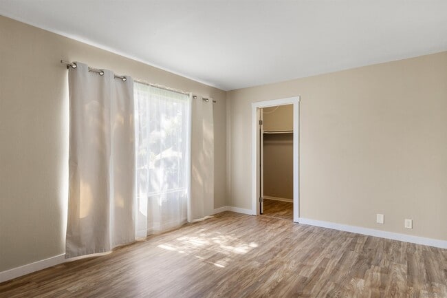 Building Photo - 3569 Surf Pl