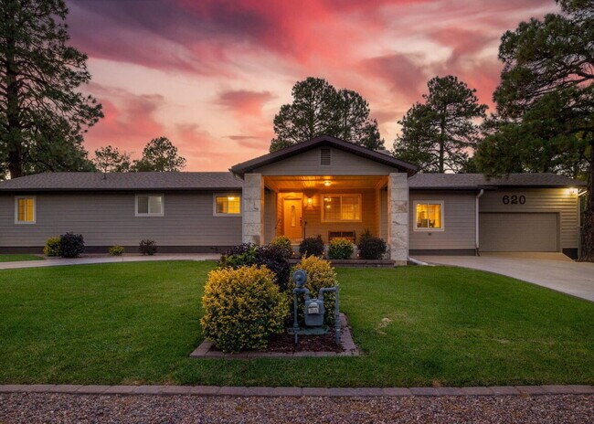 Primary Photo - 620 N 1st Pl