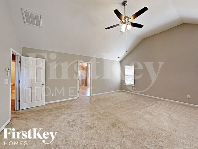 Building Photo - 9613 Rothman Ln