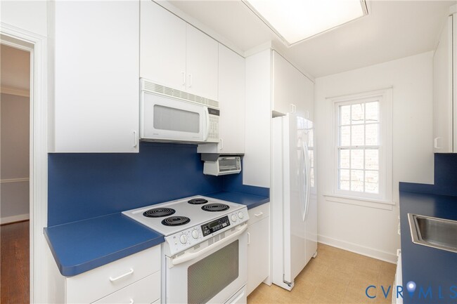 Building Photo - 5506 Toddsbury Rd