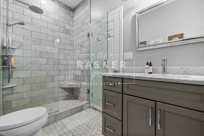 Building Photo - 366 W Broadway