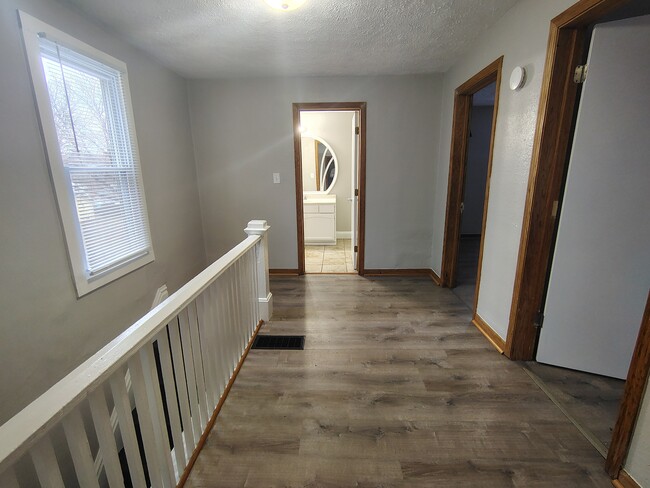 Building Photo - 2139 10th St