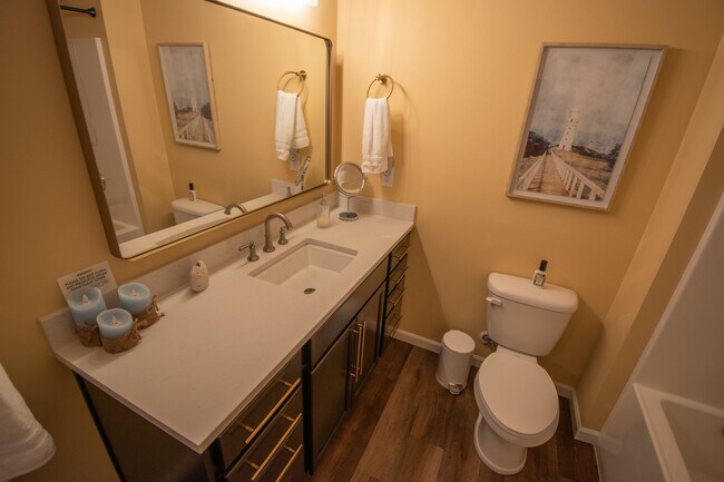 Building Photo - 161 N Harvey Terrace Dr