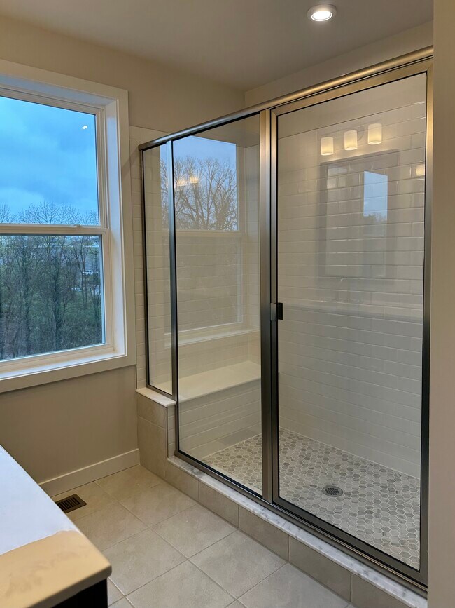 Building Photo - 182 Mahogany Ln