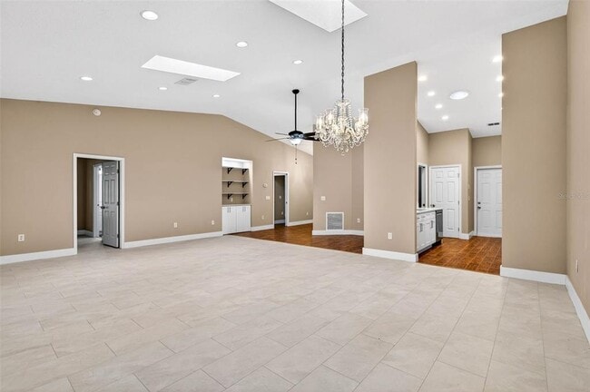 Building Photo - 6535 Brentwood Dr.