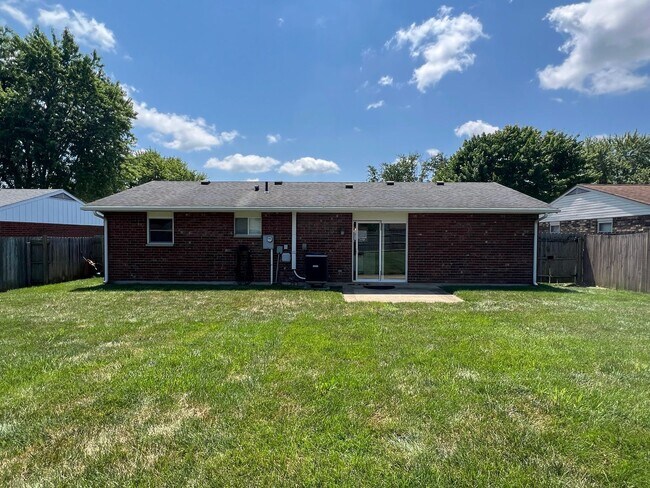 Building Photo - 2128 Virginia Dr