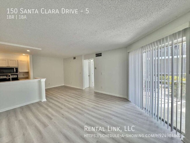 Building Photo - 150 Santa Clara Dr