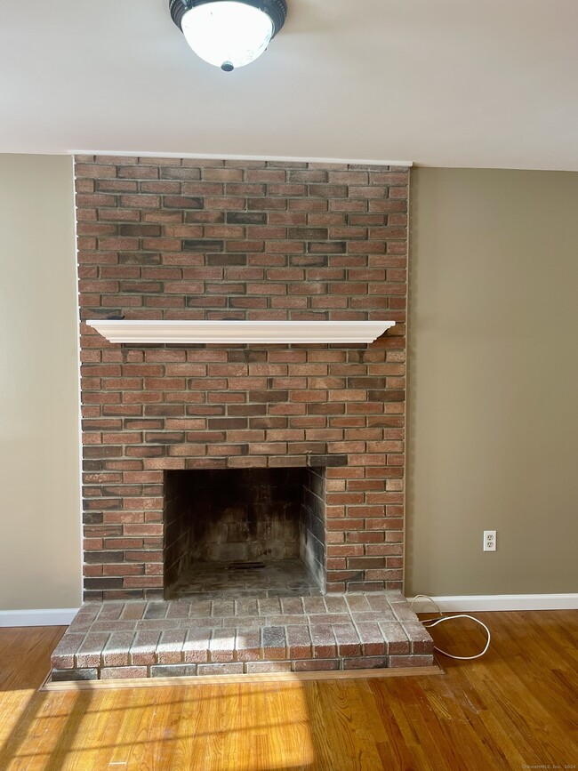 Building Photo - 72 Kingfisher Cir