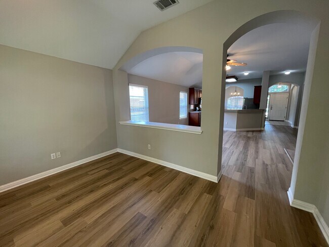 Building Photo - 10025 Mount Rainier Dr