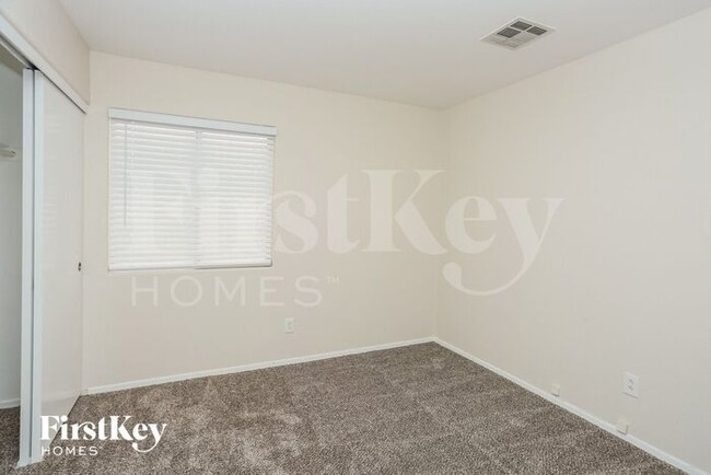 Building Photo - 7909 Hornbeam Ct