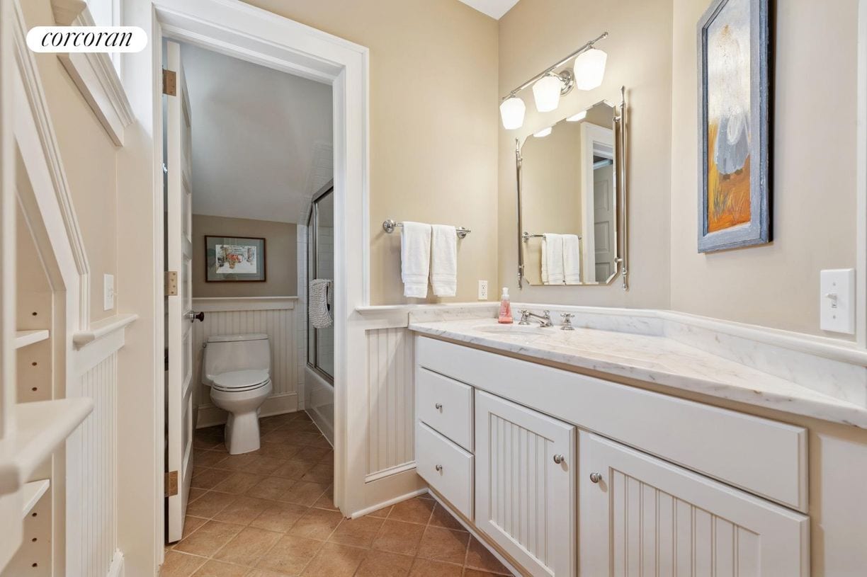 Building Photo - 29 McGuirk St