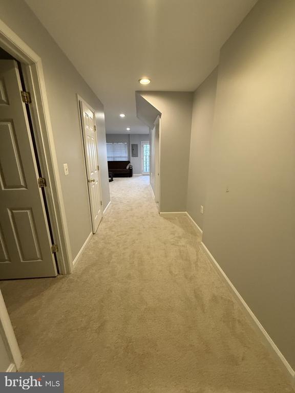 Building Photo - 15670 Mendoza Ln