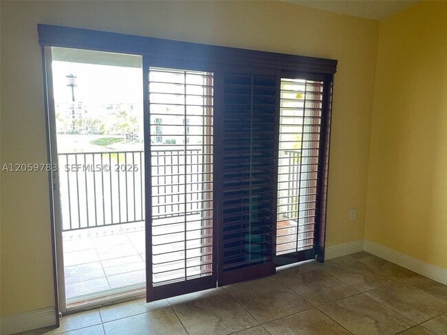 Building Photo - 4540 NW 107th Ave