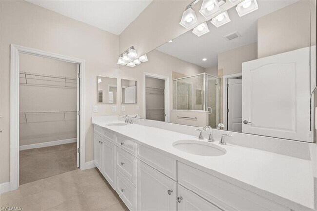 Building Photo - 2318 Sawyers Hill Rd