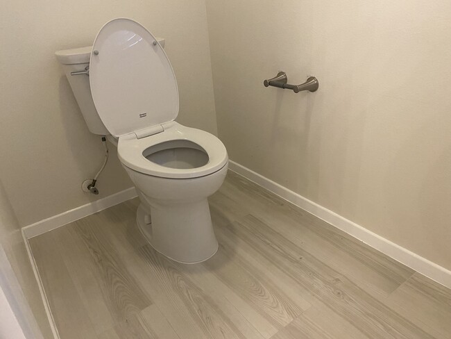 Building Photo - 32552 Sunnyvail Cir