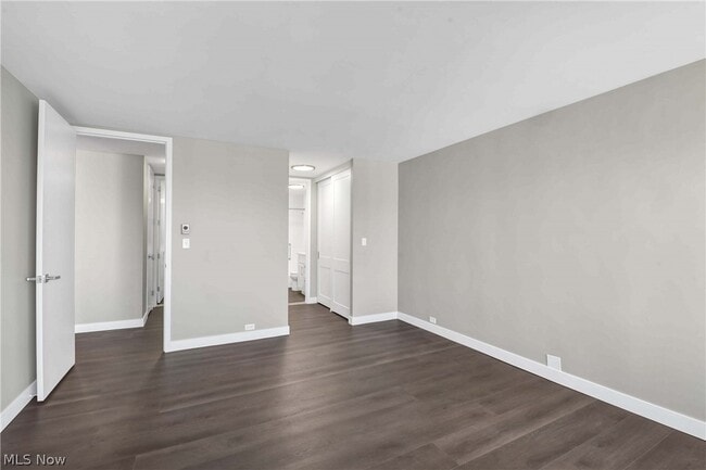 Building Photo - 12700 Lake Ave
