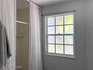 Building Photo - 834 Wateroak Dr NE