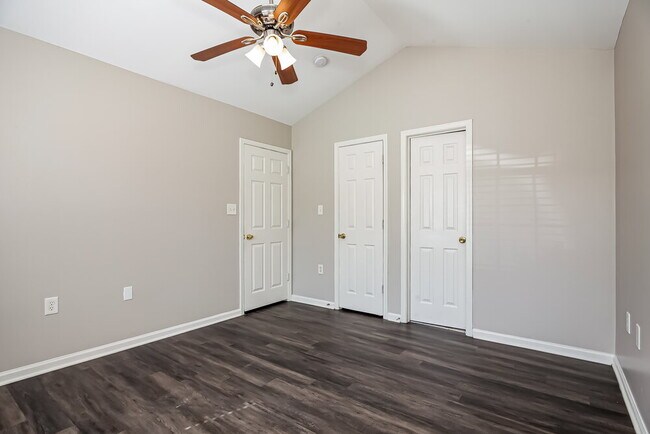 Building Photo - 1315 Braveheart Ln