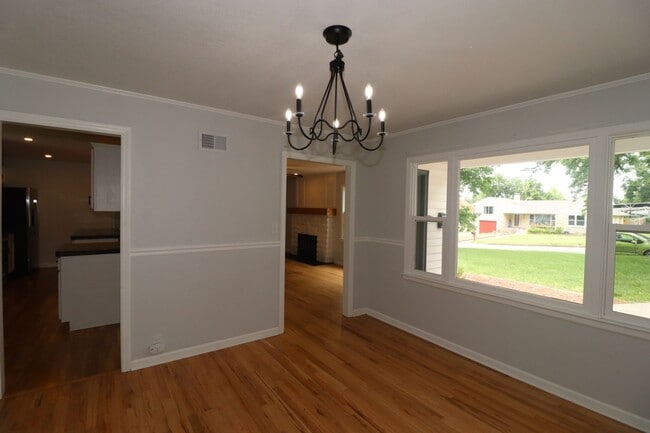 Building Photo - Gorgeous Home for Rent