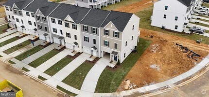 Building Photo - 307 Truth Way