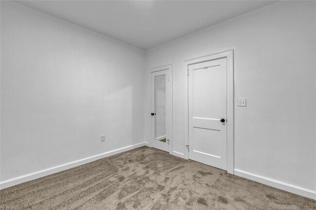 Building Photo - 416 Maryland Ave