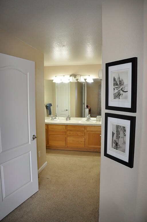 Building Photo - 4605 Hahns Peak Dr