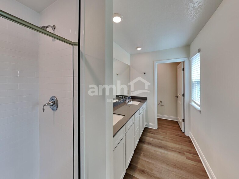 Building Photo - 2656 Sunrise Lndg Lp