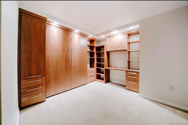 Building Photo - 8100 E Union Ave