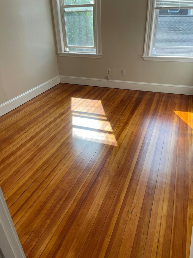 Building Photo - 240 Allston St