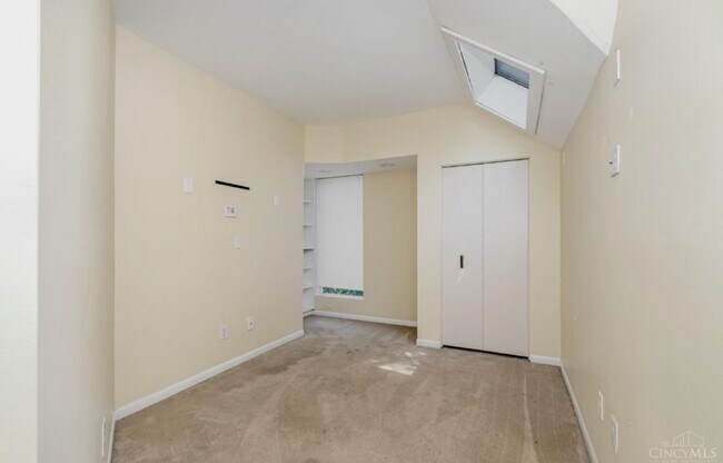 Building Photo - Foxhall Court