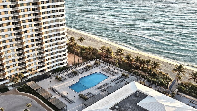 Building Photo - 1985 S Ocean Dr