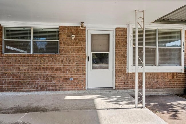 Building Photo - 6316 Olson Ln