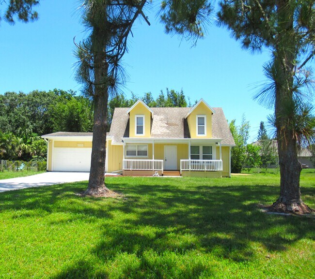 Building Photo - 5310 Palm Dr