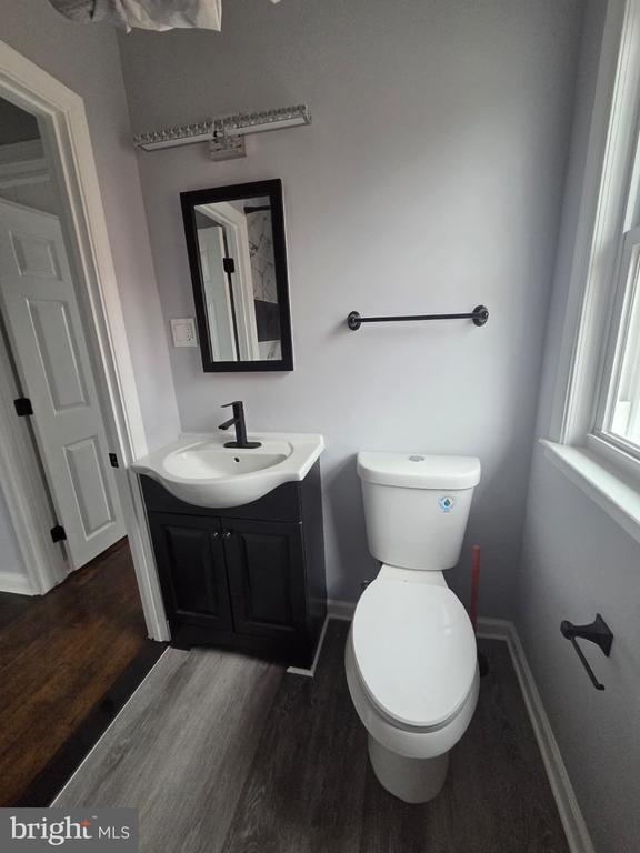 Building Photo - 7545 Ives Ln