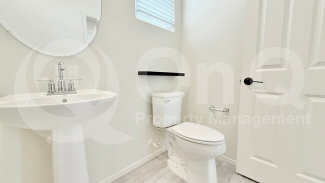 Building Photo - 40633 W Helen Ct