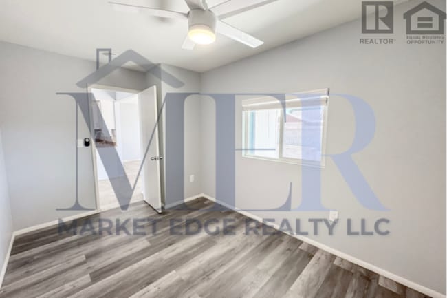 Building Photo - 3Bed/2Bath Home at Olive Ave/103rd Ave! Ready for Immediate Move-In! -- RV GATE! NO HOA!