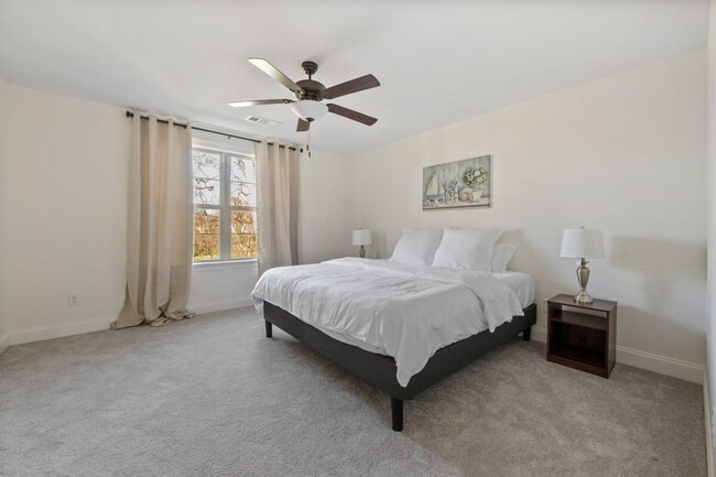 Building Photo - 3319 Old Hickory Blvd