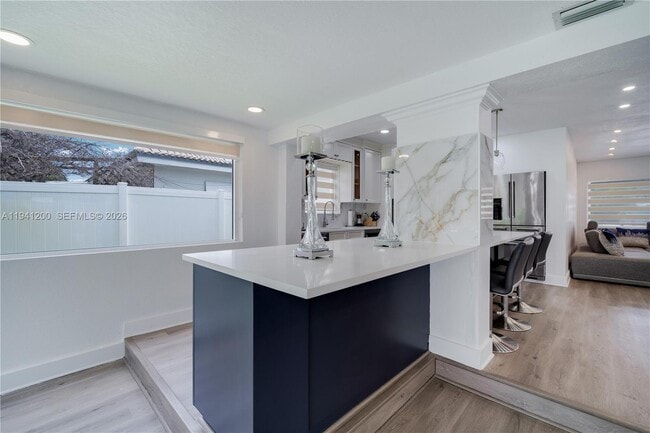 Building Photo - 1931 SW 22nd Ave