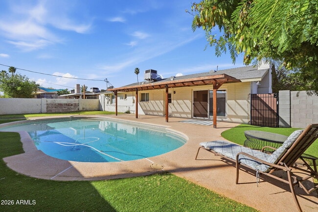 Building Photo - 2503 S Jentilly Ln