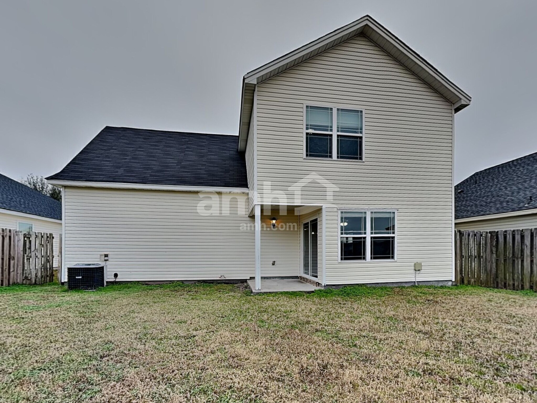 Building Photo - 8 Sunnydale Ln