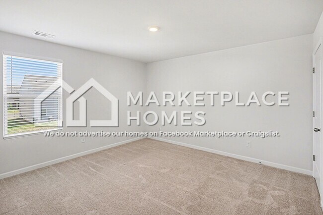 Building Photo - 5628 Hickory Woods Dr