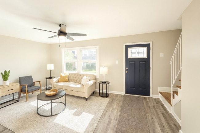 Building Photo - 13053 Marquette Ln