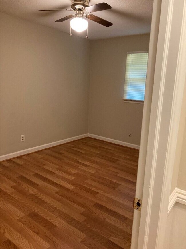 Building Photo - Charming 3BR House in Winston Salem