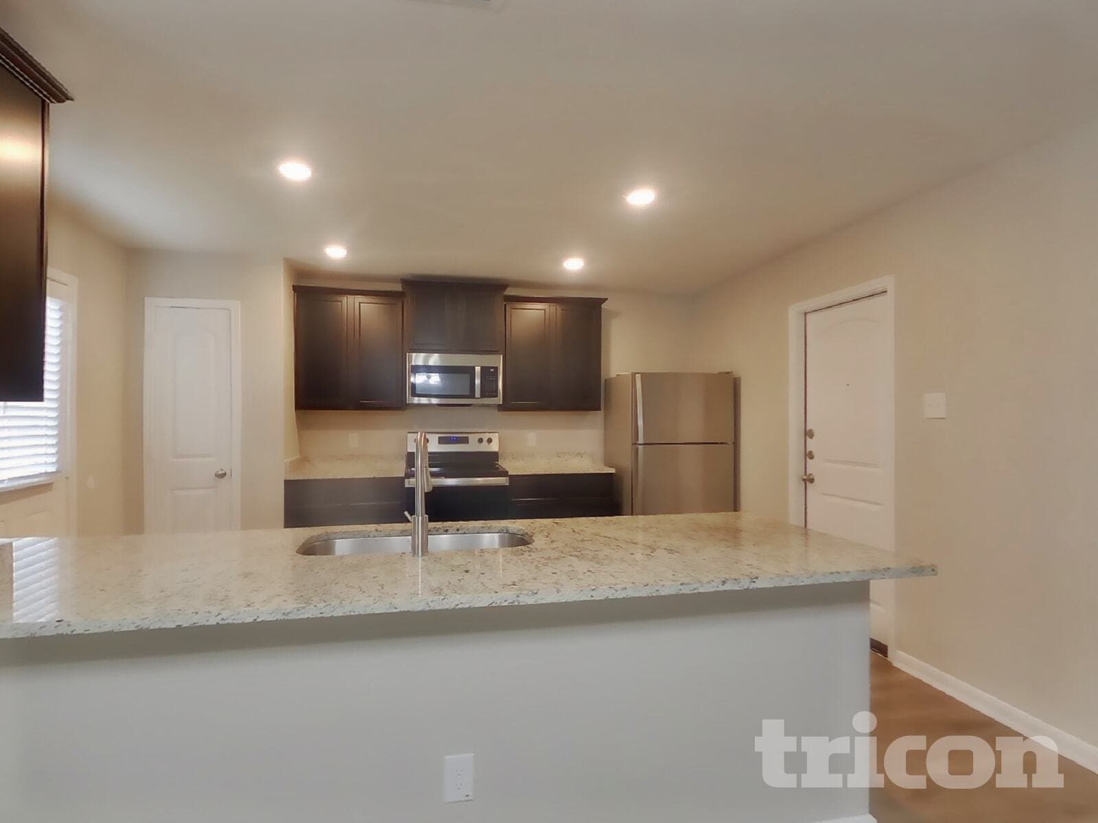 Building Photo - 11031 Chatham Ct