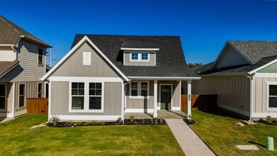 Building Photo - 108 Cardinal Wds