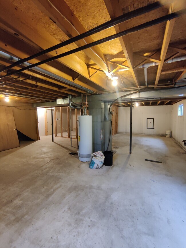 Building Photo - 2545 N 4645th Rd